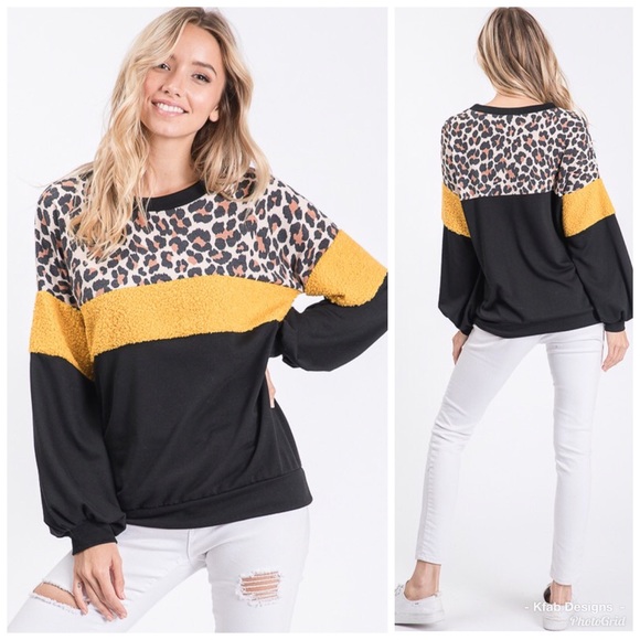 🛍LAST 1! Leopard Color Block Fuzzy Sweater! - Picture 3 of 8